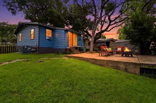 711 Lakewood Dr, Burnet, TX 78611 - Photo 23
