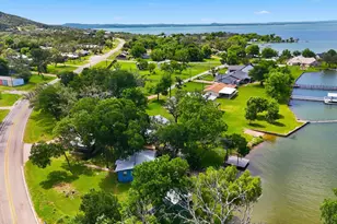 711 Lakewood Dr, Burnet, TX 78611 - Photo 37