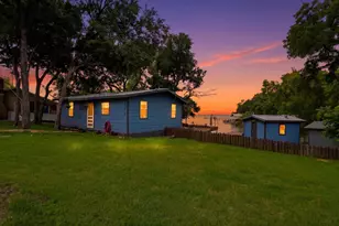 711 Lakewood Dr, Burnet, TX 78611 - Photo 11