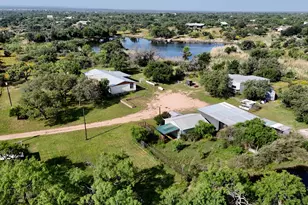 204 Lagitos Ln, Llano, TX 78643 - Photo 3
