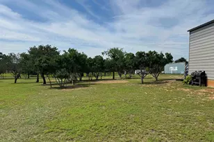 401 Lillian Dean, Buchanan Dam, TX 78609 - Photo 17