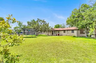 802 Westfall St, Burnet, TX 78611 - Photo 5