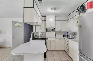 802 Westfall St, Burnet, TX 78611 - Photo 11