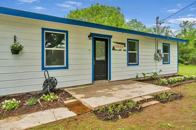 1002 S Pierce Street, Burnet, TX 78611 - Photo 1