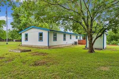 1002 S Pierce Street, Burnet, TX 78611 - Photo 15