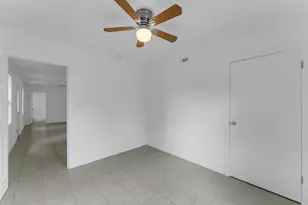 1002 S Pierce St, Burnet, TX 78611 - Photo 21