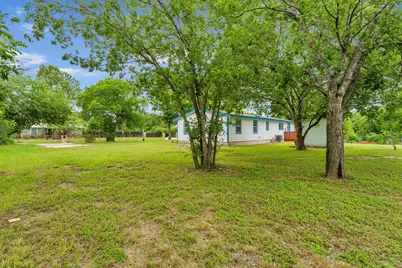 1002 S Pierce Street, Burnet, TX 78611 - Photo 5