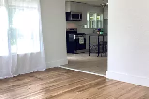 409 N Vandeveer St, Burnet, TX 78611 - Photo 5