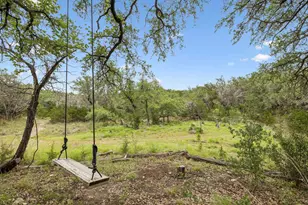 300 Bluff Rd, Spicewood, TX 78669 - Photo 37