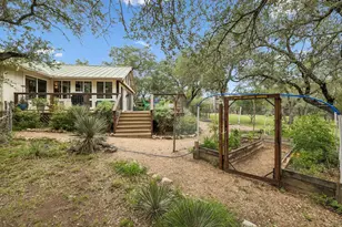300 Bluff Rd, Spicewood, TX 78669 - Photo 35