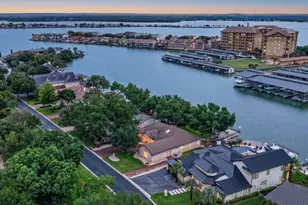 909 Red Sails Dr, Horseshoe Bay, TX 78657 - Photo 45