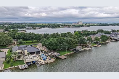 909 Red Sails Dr, Horseshoe Bay, TX 78657 - Photo 17