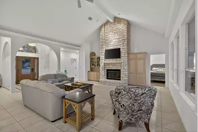 909 Red Sails Dr, Horseshoe Bay, TX 78657 - Photo 21