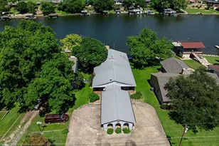 208 Riverside Dr, Kingsland, TX 78639 - Photo 11
