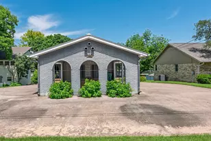 208 Riverside Dr, Kingsland, TX 78639 - Photo 21