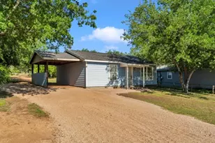 6261 River Oaks Dr, Kingsland, TX 78639 - Photo 5
