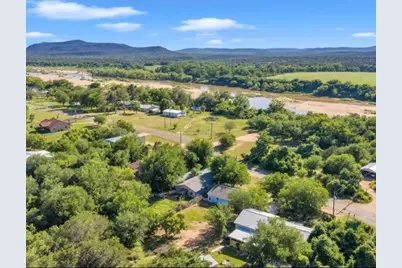6261 River Oaks Dr, Kingsland, TX 78639 - Photo 27