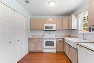 6261 River Oaks Dr, Kingsland, TX 78639 - Photo 11