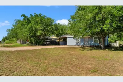 6261 River Oaks Dr, Kingsland, TX 78639 - Photo 3