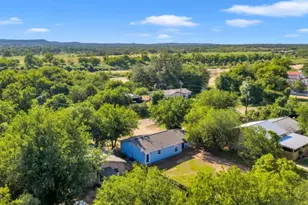 6261 River Oaks Dr, Kingsland, TX 78639 - Photo 25