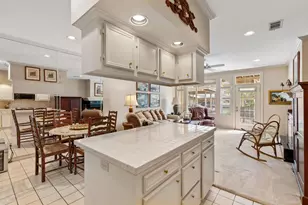 305 N Hsb Blvd, Horseshoe Bay, TX 78657 - Photo 9