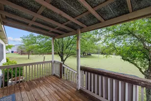 1210 Thousand Oaks Trail, Liberty Hill, TX 78642 - Photo 17