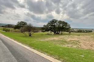 104 Rolling Waters Ct, Marble Falls, TX 78654 - Photo 25