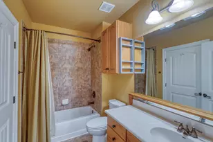 101 W Bank, Horseshoe Bay, TX 78657 - Photo 17