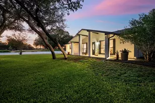 113 Timber Lake Dr, Kingsland, TX 78639 - Photo 5