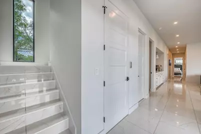 207 Kites Court, Horseshoe Bay, TX 78657 - Photo 5