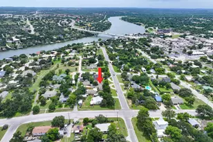505 Avenue E, Marble Falls, TX 78654 - Photo 9