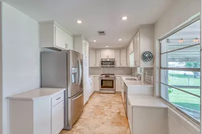 336 Carlson Circle, Buchanan Dam, TX 78609 - Photo 9
