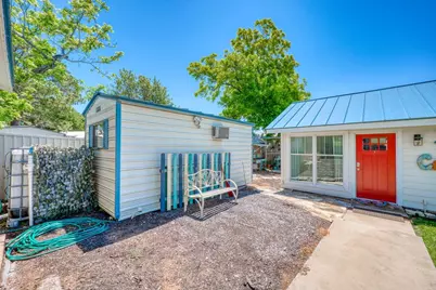 809 Lakeshore Loop, Tow, TX 78672 - Photo 27