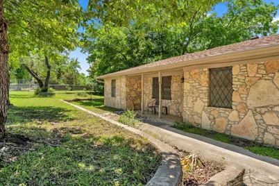 8 Saul Drive, Lampasas, TX 76550 - Photo 3