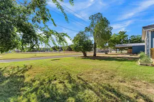 705 Flag St, Llano, TX 78643 - Photo 43