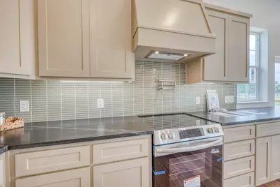 705 Flag Street, Llano, TX 78643 - Photo 15