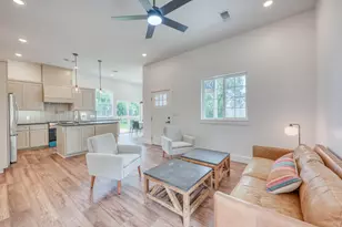 705 Flag St, Llano, TX 78643 - Photo 9