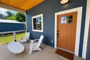 705 Flag St, Llano, TX 78643 - Photo 7