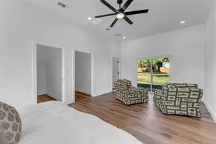 705 Flag St, Llano, TX 78643 - Photo 21