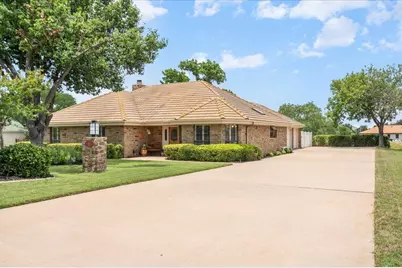 118 Longhorn, Horseshoe Bay, TX 78657 - Photo 3