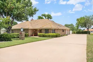118 Longhorn, Horseshoe Bay, TX 78657 - Photo 3