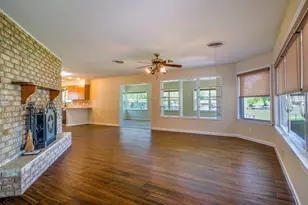 501 Oleander Dr, Marble Falls, TX 78654 - Photo 13