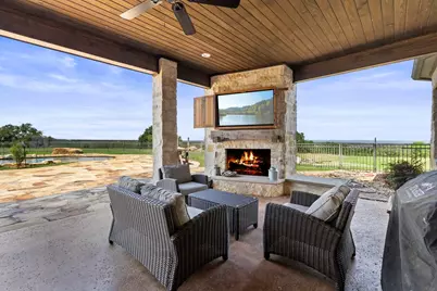 297 Kylie Rae Ct, Round Mountain, TX 78663 - Photo 33