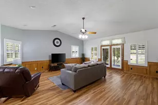 6448 River Oaks Dr, Kingsland, TX 78639 - Photo 9