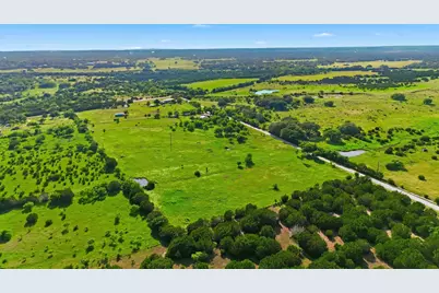 211 Cr 204, Burnet, TX 78611 - Photo 5