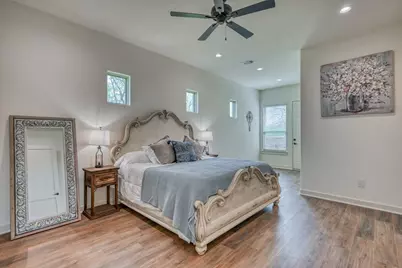 302 Parallel Circle, Horseshoe Bay, TX 78657 - Photo 15