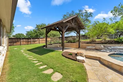 307 Shady Grove Parkway, Burnet, TX 78611 - Photo 5