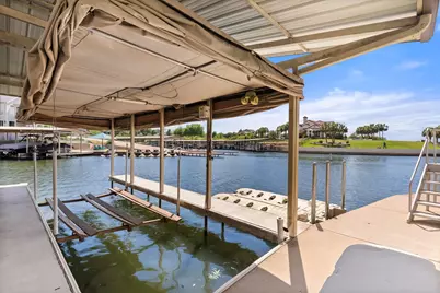 412 Island Circle, Kingsland, TX 78639 - Photo 9