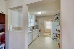 325 E Lakeshore Dr, Sunrise Beach, TX 78643 - Photo 13