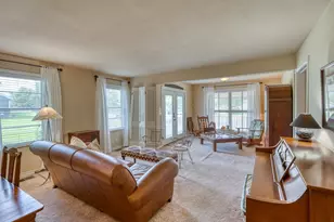 325 E Lakeshore Dr, Sunrise Beach, TX 78643 - Photo 11